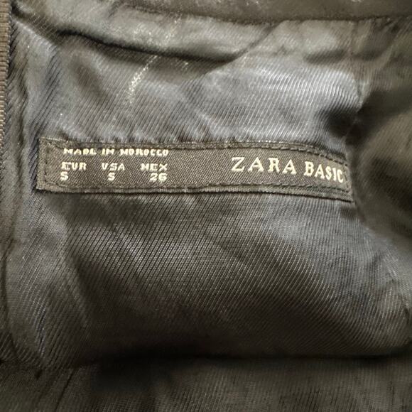 Zara Womens size Small A Line Black Mini Skirt Exposed Zipper - Picture 4 of 5